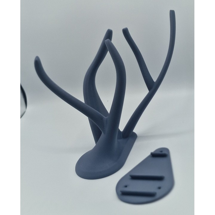 Eco-friendly vivarium climbing decor for frogs